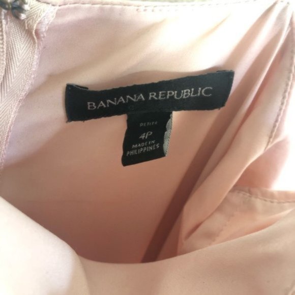 BANANA REPUBLIC Blush Flow Dress size 4P - Picture 3 of 6